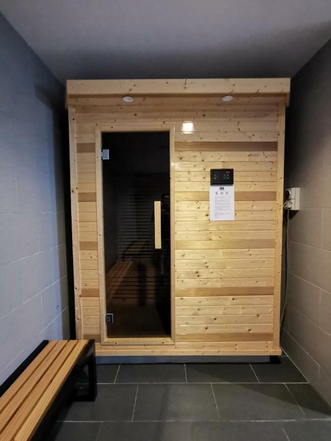 Lägenhet på 115 m² i Batu Burok, med 3 sovrum och 2 badrum  Kuala Terengganu Exteriör bild